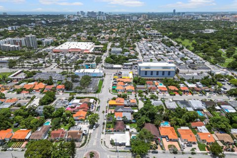 Villa ou maison à vendre à Miami, Floride: 3 chambres, 107.21 m2 № 1856906 - photo 2