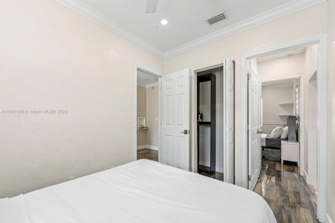 Villa ou maison à vendre à Miami, Floride: 3 chambres, 107.21 m2 № 1856906 - photo 29
