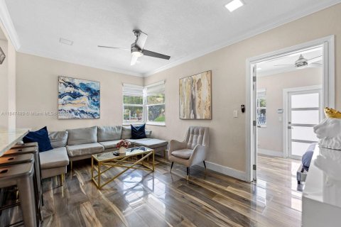 Villa ou maison à vendre à Miami, Floride: 3 chambres, 107.21 m2 № 1856906 - photo 11