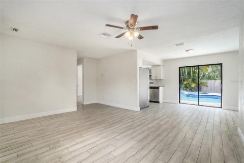 Villa ou maison à vendre à Clearwater, Floride: 3 chambres, 103.77 m2 № 1916634 - photo 15