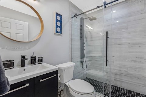 Casa en venta en Fort Lauderdale, Florida, 4 dormitorios, 184.32 m2 № 1794181 - foto 27
