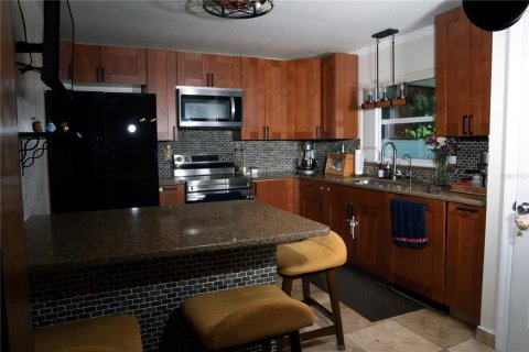 Villa ou maison à vendre à Pinellas Park, Floride: 3 chambres, 146.41 m2 № 1913600 - photo 21