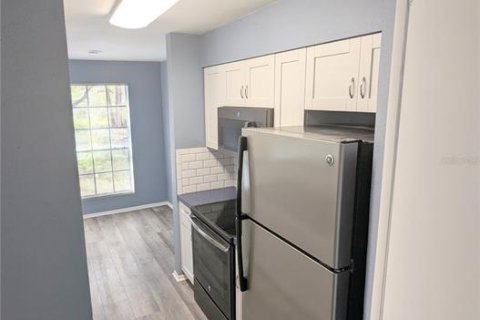 Condo in Tampa, Florida, 1 bedroom  № 1519111 - photo 9