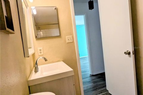 Condo in Tampa, Florida, 1 bedroom  № 1519111 - photo 14