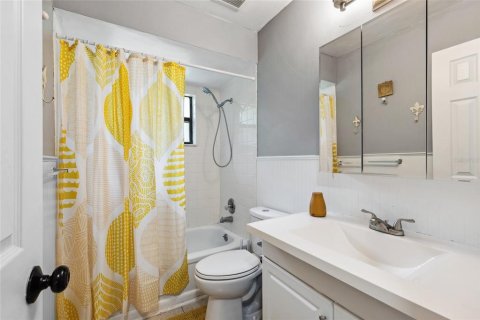 House in Gainesville, Florida 3 bedrooms, 110.09 sq.m. № 1910161 - photo 4