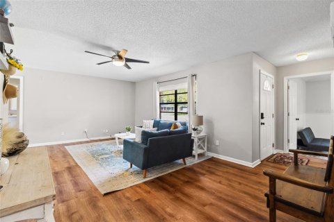 House in Gainesville, Florida 3 bedrooms, 110.09 sq.m. № 1910161 - photo 7