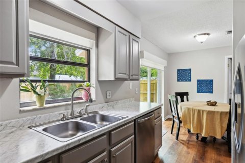 House in Gainesville, Florida 3 bedrooms, 110.09 sq.m. № 1910161 - photo 15
