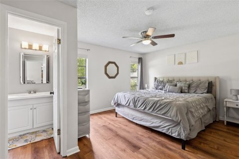 House in Gainesville, Florida 3 bedrooms, 110.09 sq.m. № 1910161 - photo 9