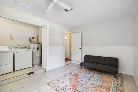 House in Gainesville, Florida 3 bedrooms, 110.09 sq.m. № 1910161 - photo 6