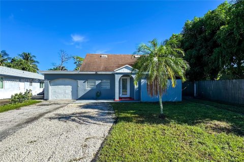Villa ou maison à Delray Beach, Floride 3 chambres, 157.93 m2 № 2432547