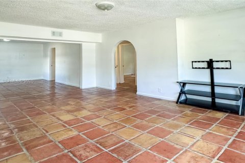 Villa ou maison à louer à Delray Beach, Floride: 3 chambres, 157.93 m2 № 2432547 - photo 4