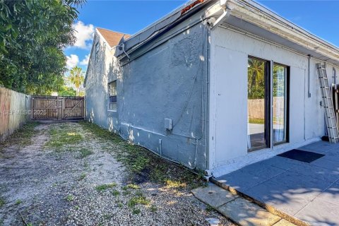 Villa ou maison à louer à Delray Beach, Floride: 3 chambres, 157.93 m2 № 2432547 - photo 25