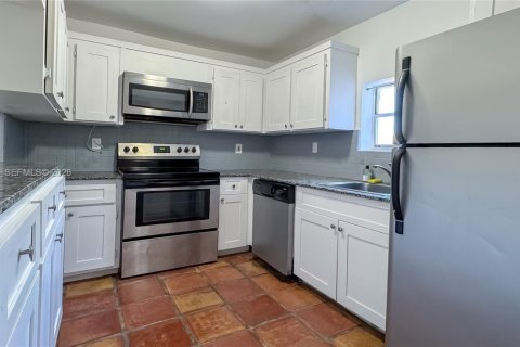 Villa ou maison à louer à Delray Beach, Floride: 3 chambres, 157.93 m2 № 2432547 - photo 9