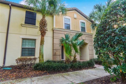 Adosado en venta en Kissimmee, Florida, 4 dormitorios, 195.28 m2 № 2128862 - foto 2