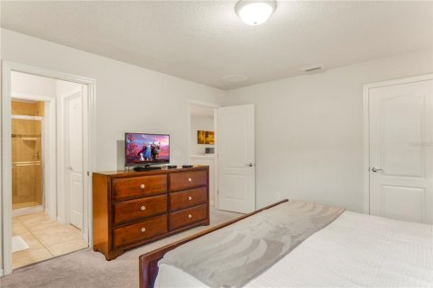 Adosado en venta en Kissimmee, Florida, 4 dormitorios, 195.28 m2 № 2128862 - foto 17