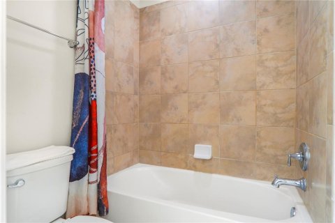Adosado en venta en Kissimmee, Florida, 4 dormitorios, 195.28 m2 № 2128862 - foto 29