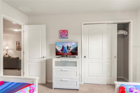 Adosado en venta en Kissimmee, Florida, 4 dormitorios, 195.28 m2 № 2128862 - foto 25