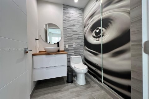 Casa en alquiler en Hollywood, Florida, 4 dormitorios, 172.98 m2 № 2014276 - foto 9