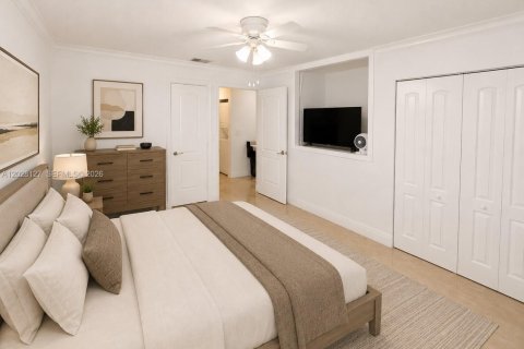Condo in Miami, Florida, 2 bedrooms  № 2086322 - photo 15