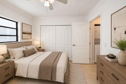 Condo in Miami, Florida, 2 bedrooms  № 2086322 - photo 23
