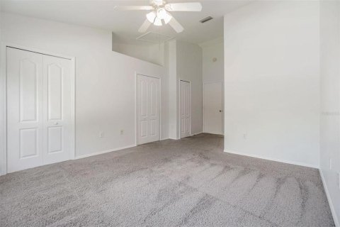 Townhouse in Brandon, Florida 2 bedrooms, 103.12 sq.m. № 1773076 - photo 18