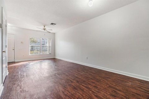 Townhouse in Brandon, Florida 2 bedrooms, 103.12 sq.m. № 1773076 - photo 13