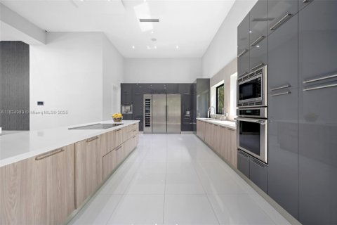 Villa ou maison à vendre à Plantation, Floride: 6 chambres, 627.65 m2 № 2060035 - photo 15