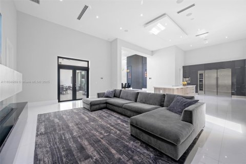 Villa ou maison à vendre à Plantation, Floride: 6 chambres, 627.65 m2 № 2060035 - photo 17