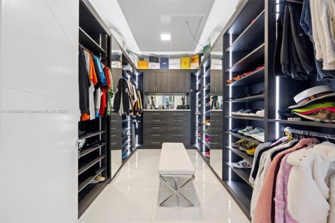 Villa ou maison à vendre à Plantation, Floride: 6 chambres, 627.65 m2 № 2060035 - photo 23