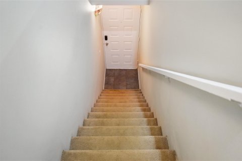 Condominio en alquiler en Pompano Beach, Florida, 2 dormitorios, 81.75 m2 № 1024663 - foto 1