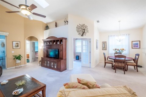 House in Palm Coast, Florida 2 bedrooms, 153.2 sq.m. № 1887108 - photo 10