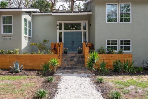 Casa en venta en Saint Petersburg, Florida, 4 dormitorios, 225.01 m2 № 1586032 - foto 12