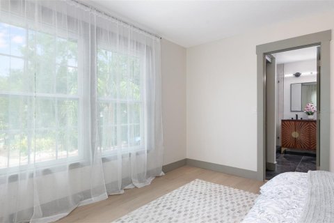 Casa en venta en Saint Petersburg, Florida, 4 dormitorios, 225.01 m2 № 1586032 - foto 26