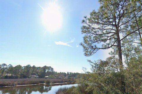 Land in Milton, Florida № 2147518