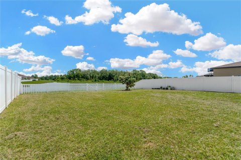House in Zephyrhills, Florida 4 bedrooms, 223.52 sq.m. № 1815488 - photo 24