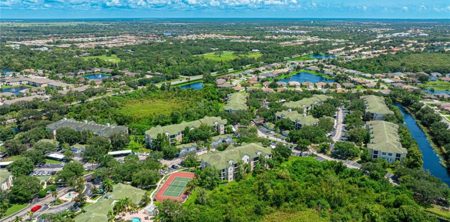 Condo in Sarasota, Florida, 3 bedrooms № 1585517