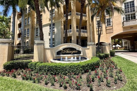 Condo in Aventura, Florida, 1 bedroom  № 1633811 - photo 1