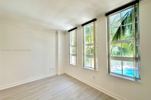 Condo in Aventura, Florida, 1 bedroom  № 1633811 - photo 16