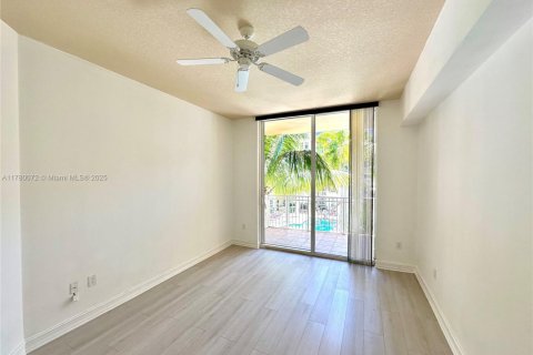 Condo in Aventura, Florida, 1 bedroom  № 1633811 - photo 8