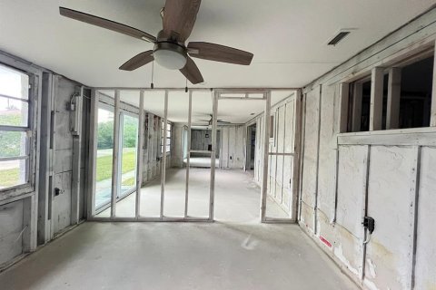 Casa en venta en Port Richey, Florida, 3 dormitorios, 156.54 m2 № 1832569 - foto 13