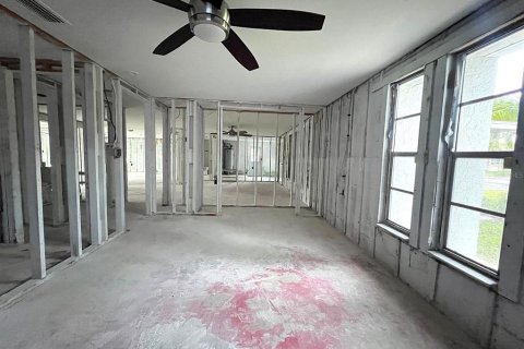 Casa en venta en Port Richey, Florida, 3 dormitorios, 156.54 m2 № 1832569 - foto 25