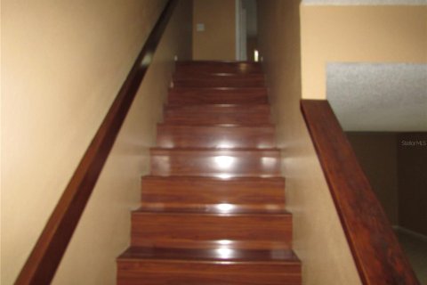 Adosado en alquiler en Tampa, Florida, 2 dormitorios, 110.37 m2 № 1780648 - foto 13