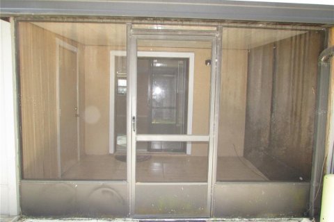 Adosado en alquiler en Tampa, Florida, 2 dormitorios, 110.37 m2 № 1780648 - foto 22