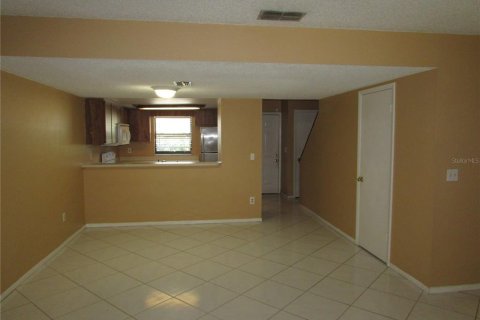 Adosado en alquiler en Tampa, Florida, 2 dormitorios, 110.37 m2 № 1780648 - foto 10
