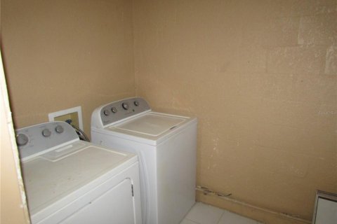 Adosado en alquiler en Tampa, Florida, 2 dormitorios, 110.37 m2 № 1780648 - foto 23