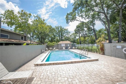 Adosado en alquiler en Tampa, Florida, 2 dormitorios, 110.37 m2 № 1780648 - foto 2