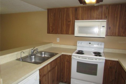 Adosado en alquiler en Tampa, Florida, 2 dormitorios, 110.37 m2 № 1780648 - foto 6