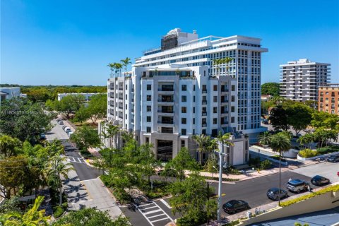 Condominio en Coral Gables, Florida, 2 dormitorios  № 2090914
