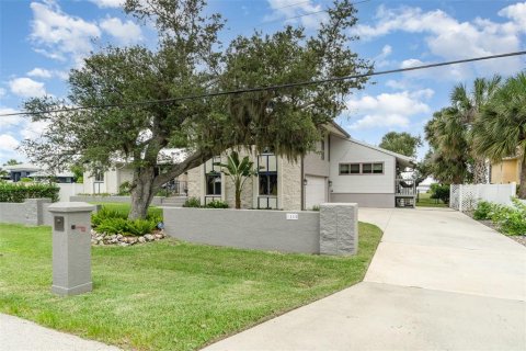 Casa en venta en Punta Gorda, Florida, 3 dormitorios, 291.06 m2 № 1808065 - foto 3