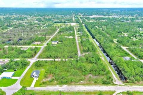 Land in Lehigh Acres, Florida № 2164320 - photo 14